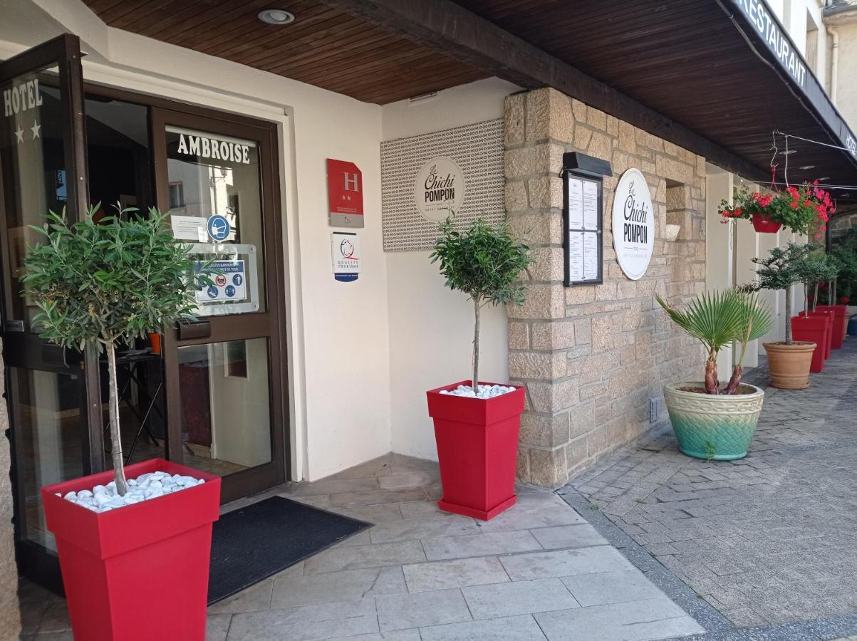 Hotel Ambroise ユゼルシュ エクステリア 写真